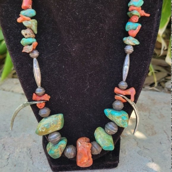 WOW Native American heavy 1940s sterling bench beads, turquoise, and coral - Picture 4 of 14